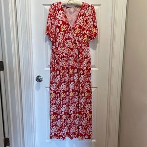NWOT Elysse Surplise Maxi Dress